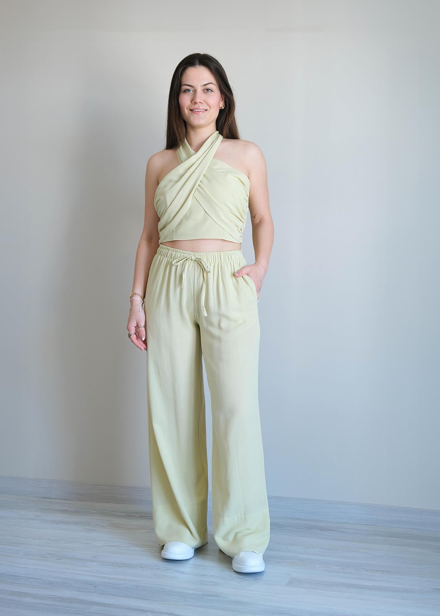 Halter Yaka Bluzlu Takım Sarı