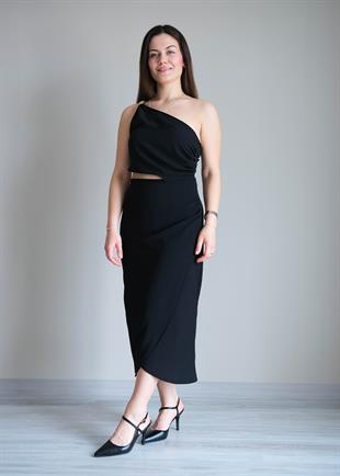 Asimetrik Pencere Detaylı Elbise Siyah