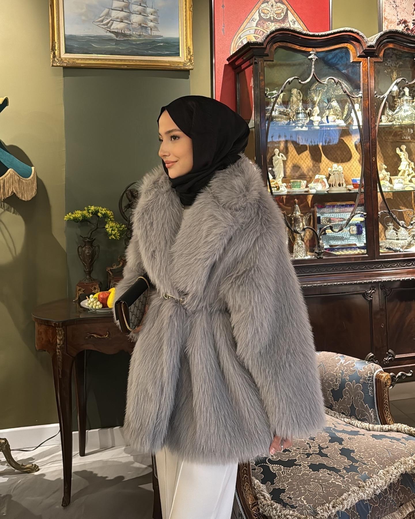 Premium Kalite Uzun Kürk Gri