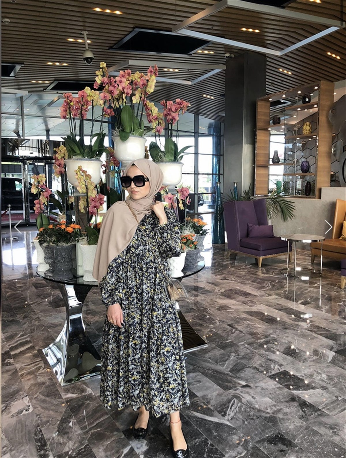 Çiçekli Elbise