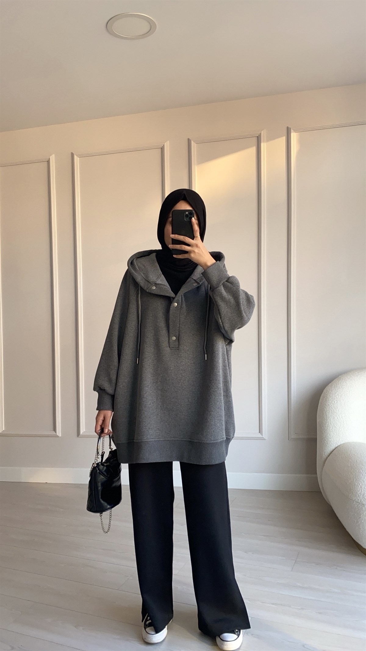 Çıt Çıt Detaylı Sweatshirt 