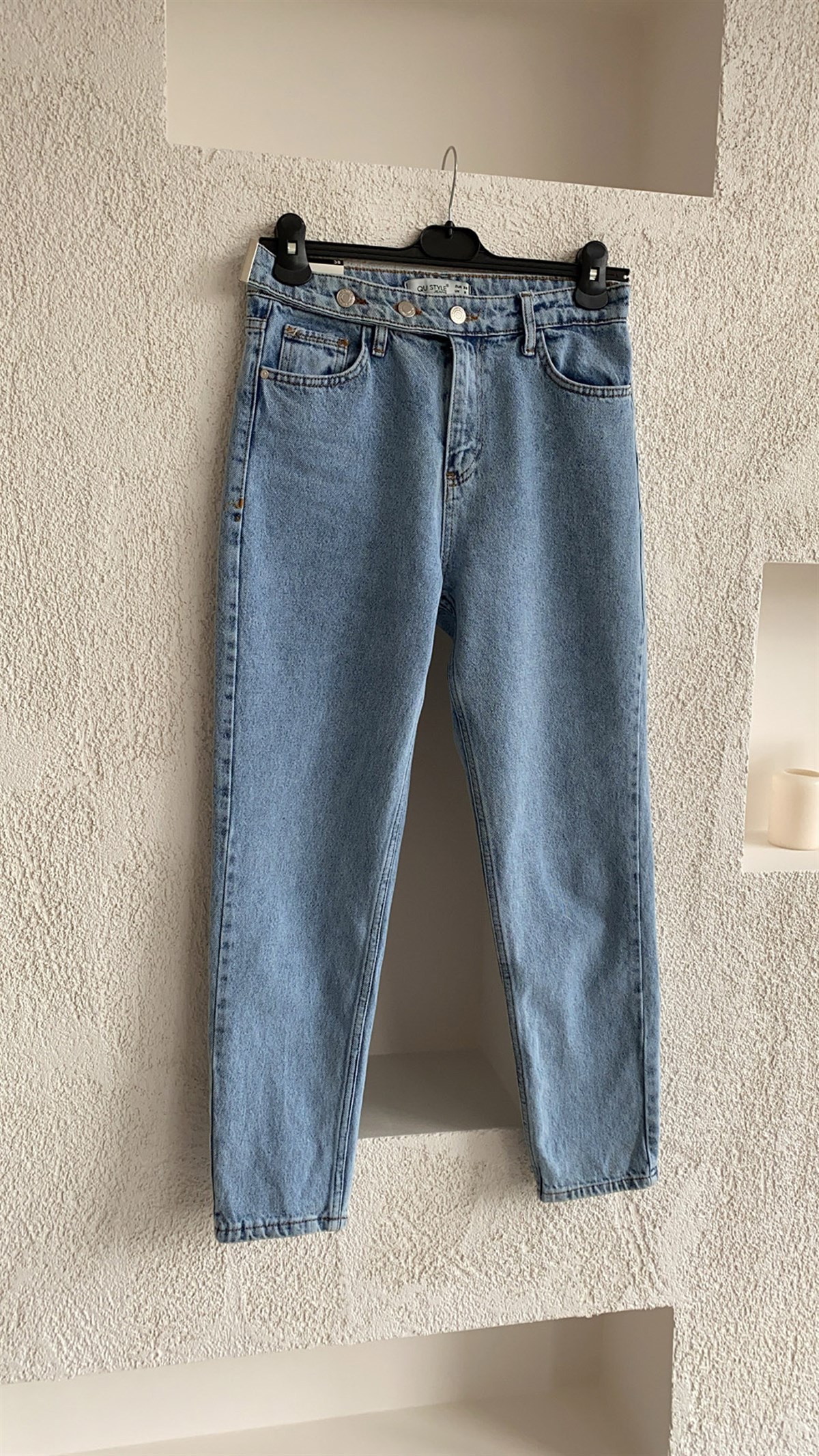 Kemer Detaylı Mom Jean