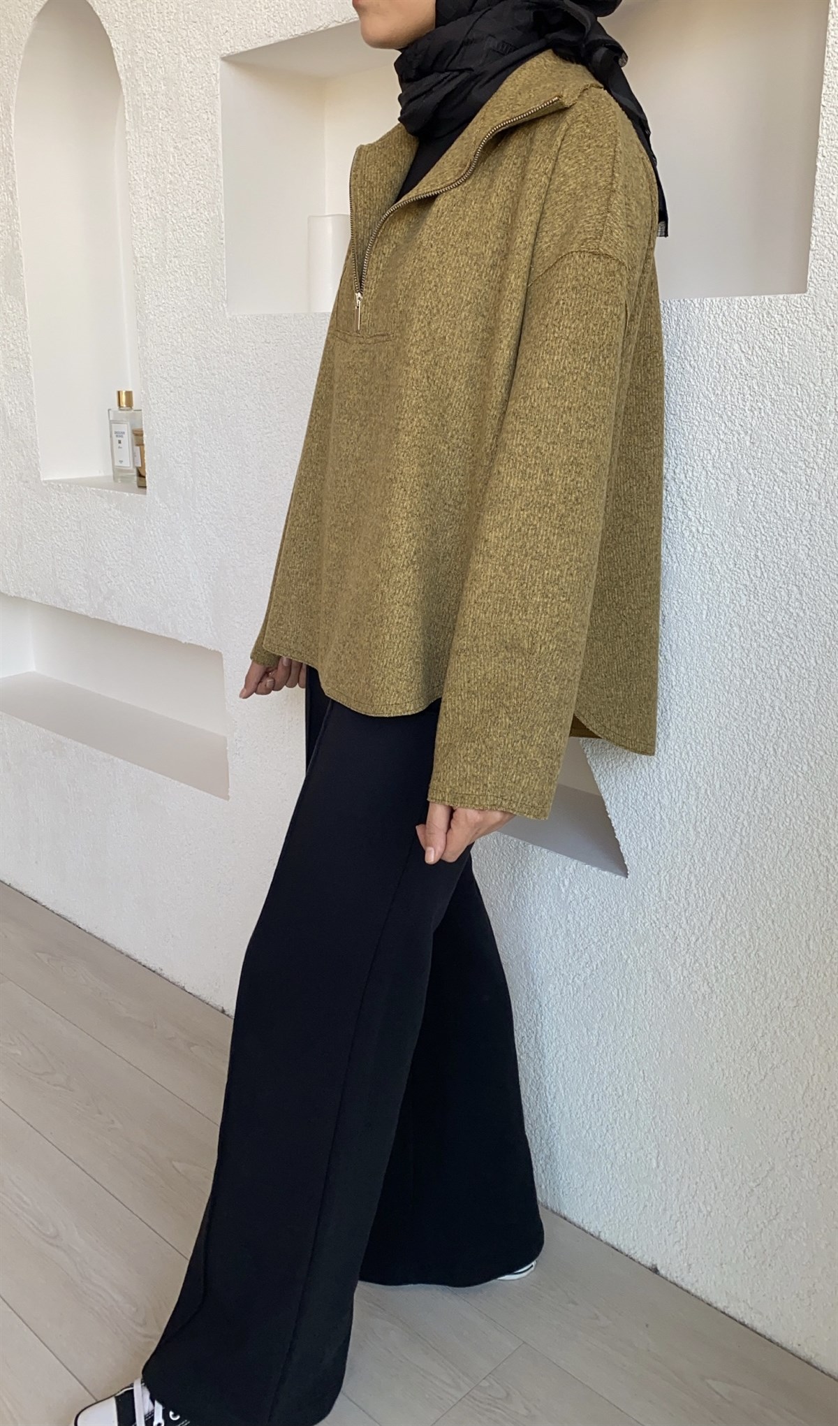 Olive Fermuar Yaka Detaylı Triko 
