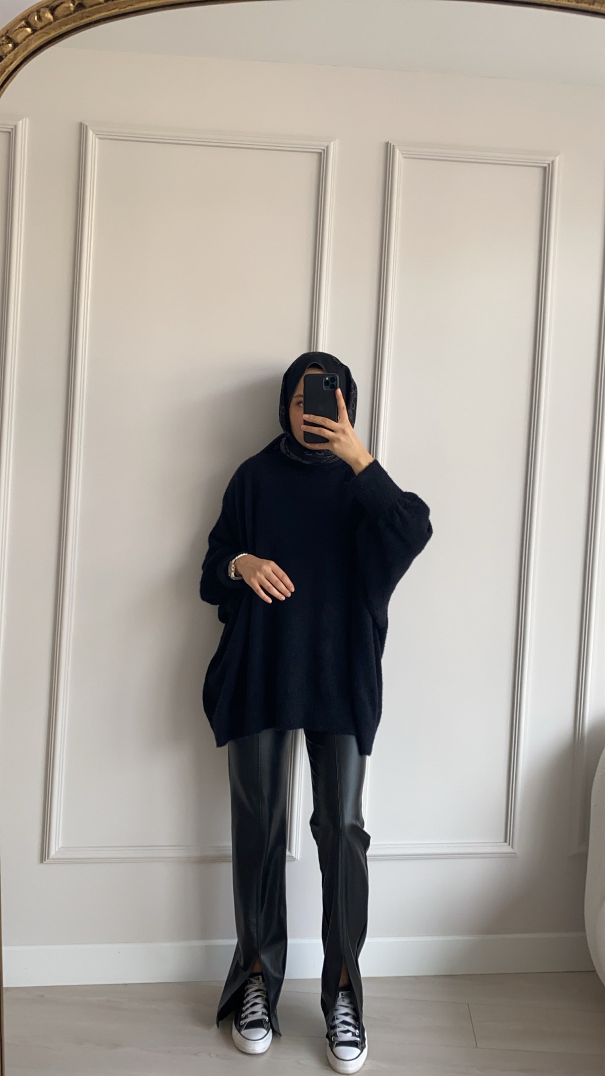 Oversize Siyah Kazak