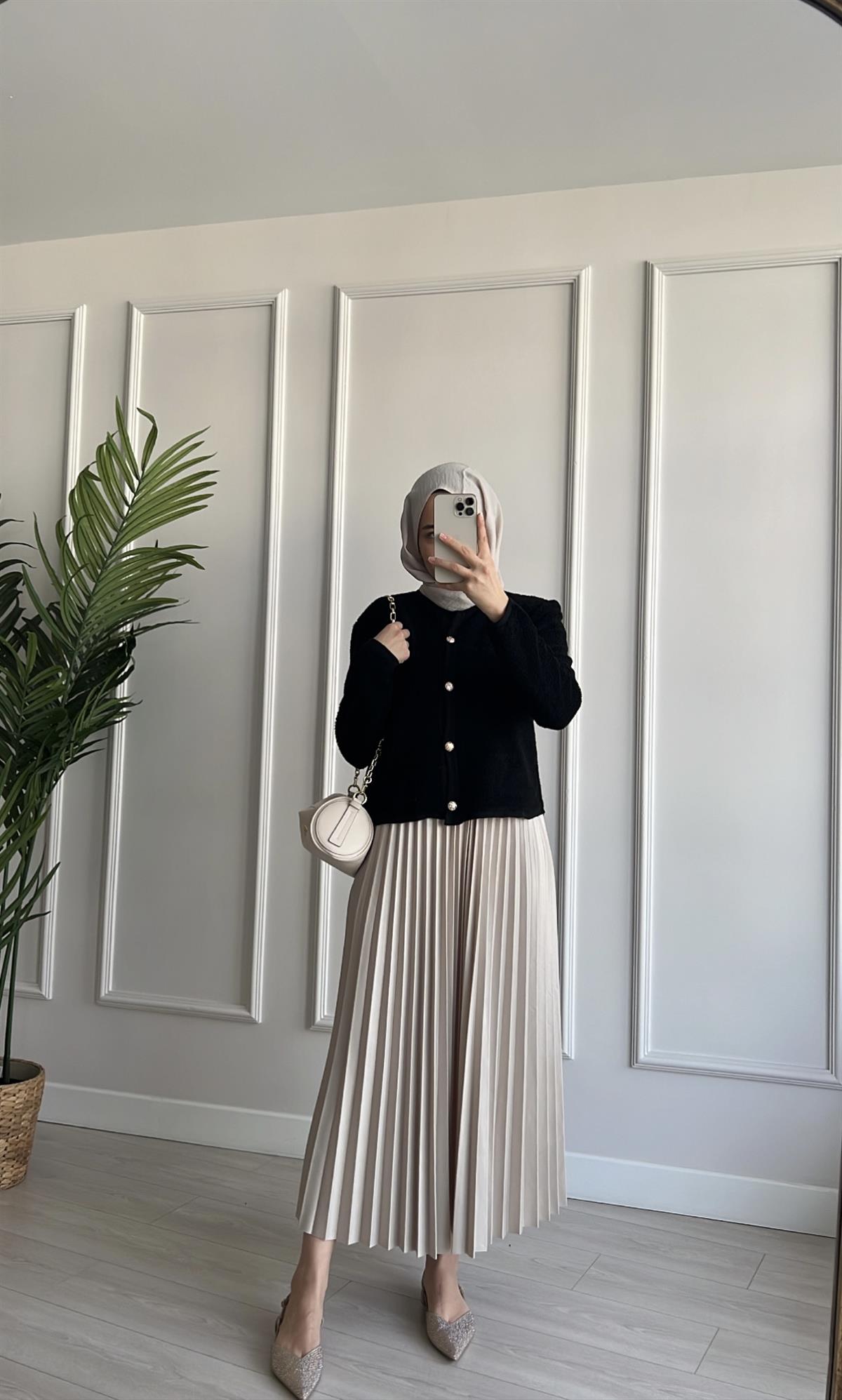 Peluş Detaylı Hırka 