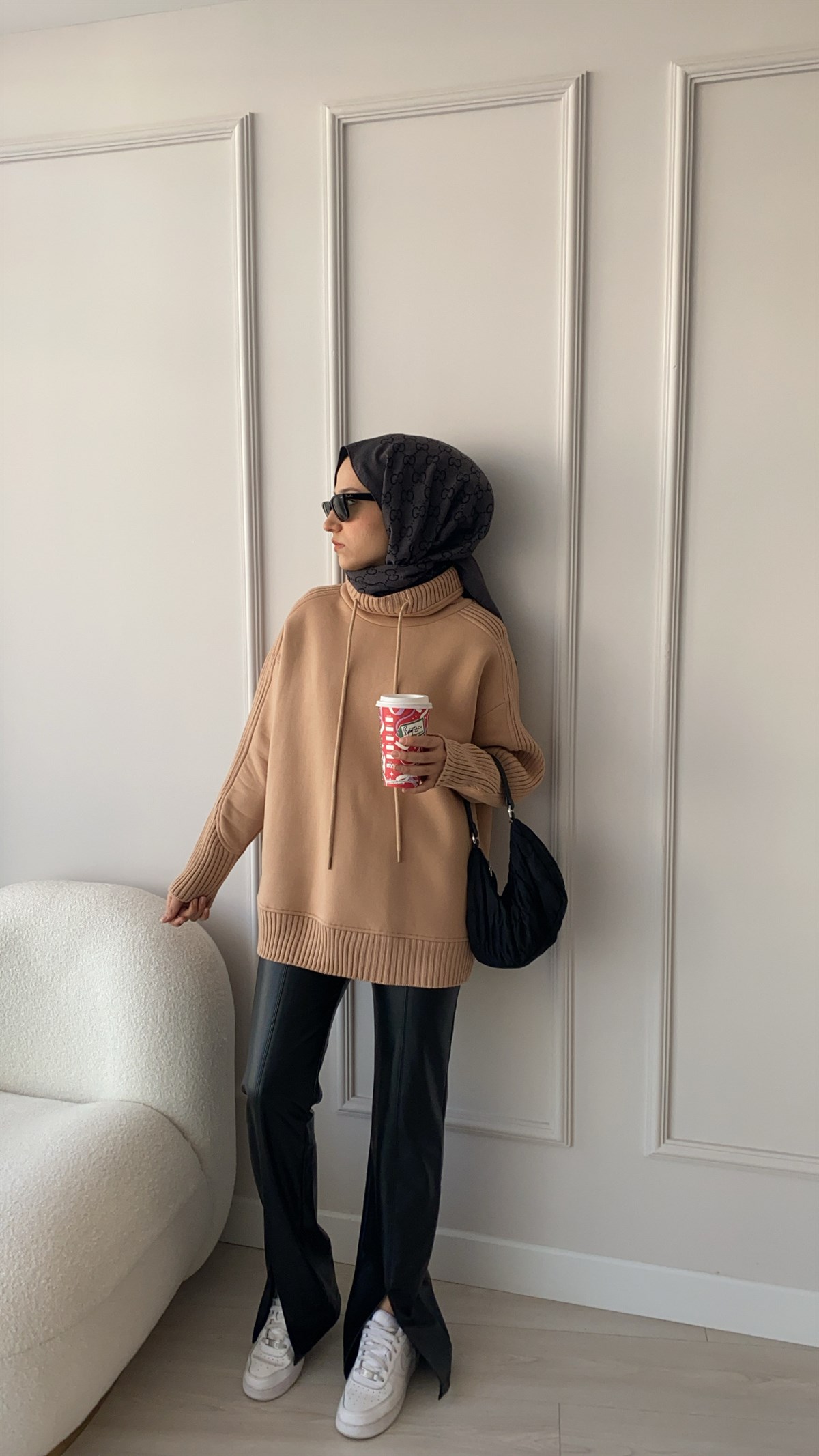 Triko Detaylı Camel Sweatshirt