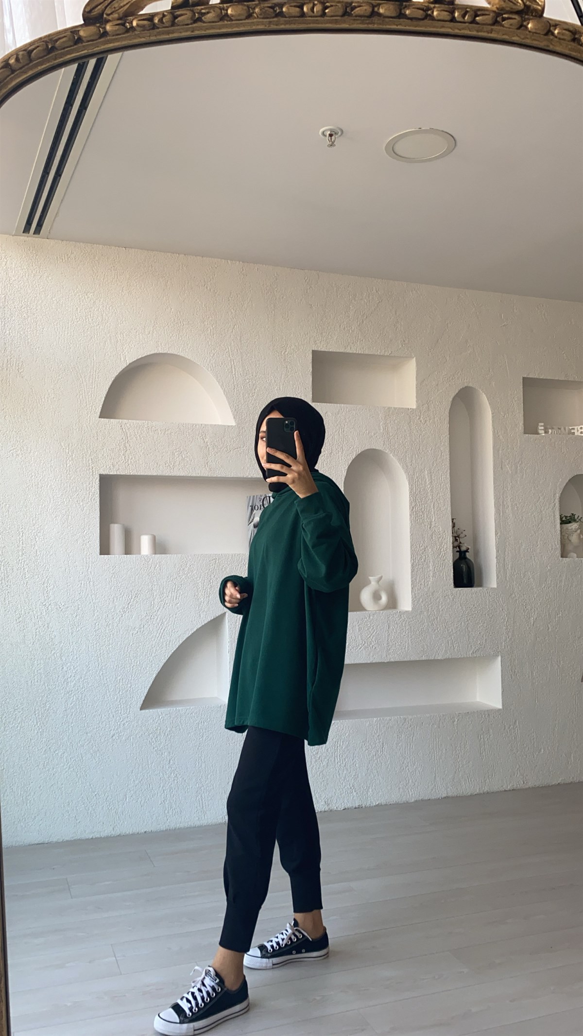 Yeşil Kapüşonlu Yanları Cepli Sweatshirt