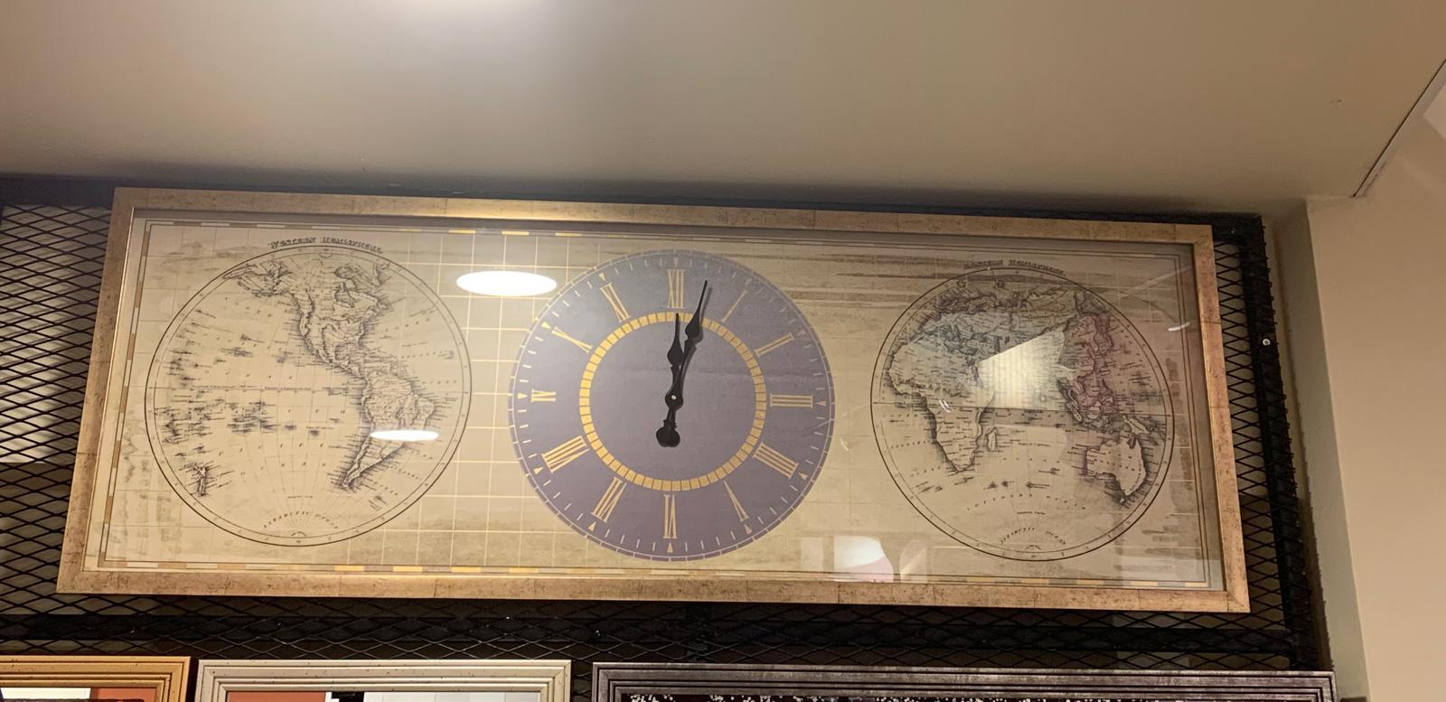 ÖZEL TASARIM DUVAR SAATİ