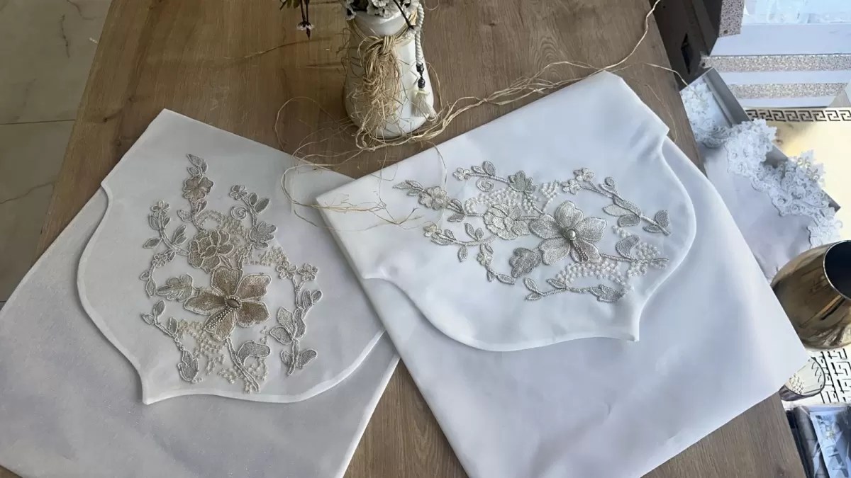 Fransız Güpürlü Zarf Bohça Nişan Söz Saten Bohça Lüks 3 Boyutlu Çeyizlik Bohça 50x50 cm 1 Adet