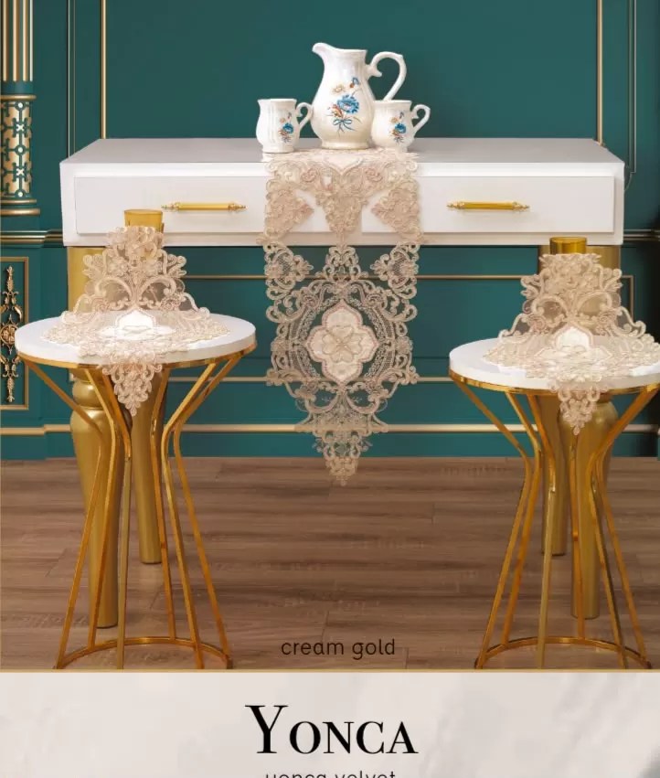 Salon Takımı 3 Parça Velvet Kadife Dantelli Masa Örtüsü Runner Seti Yonca Model - Krem-Kapiçino