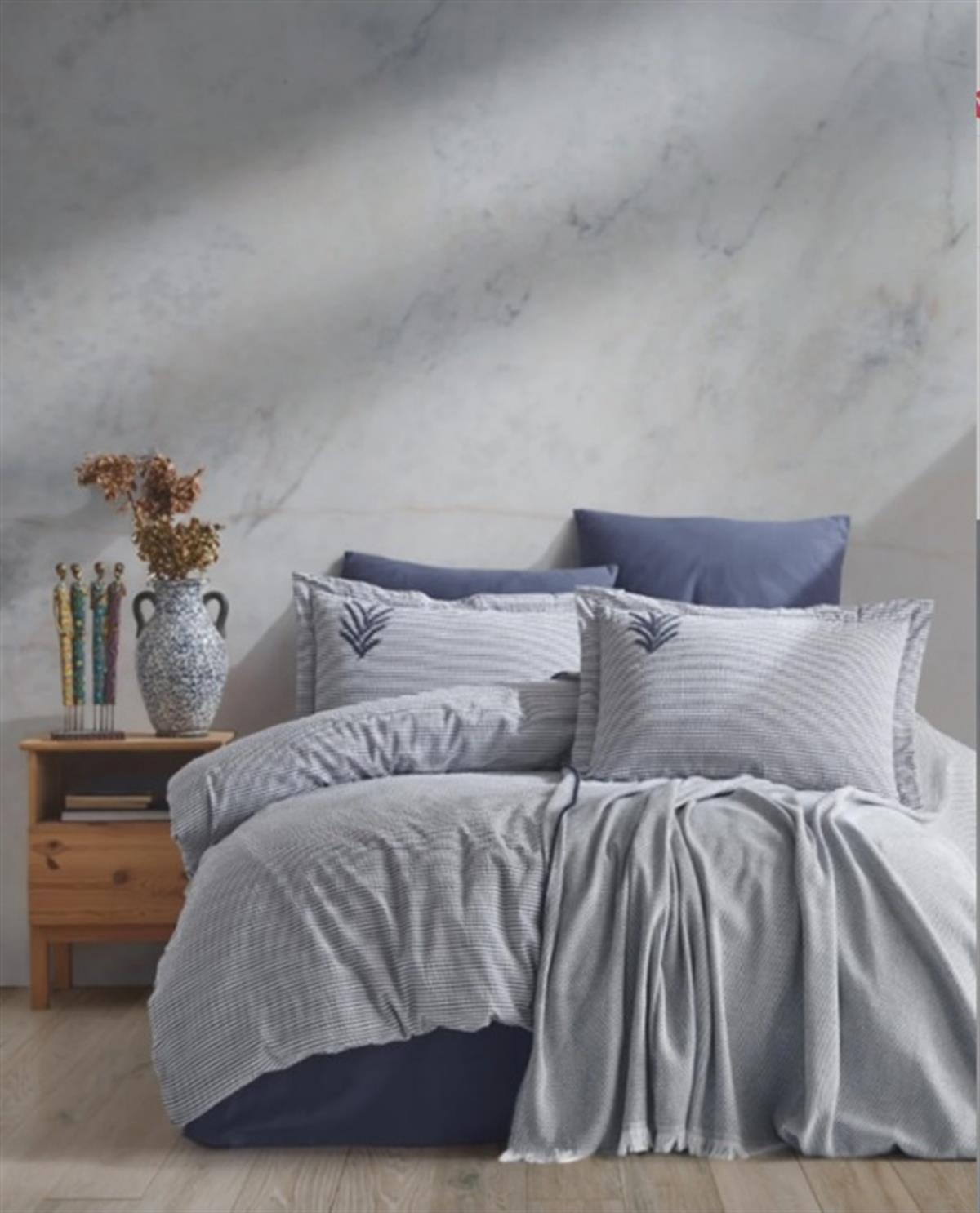 İyi Geceler İstanbul Çift Kişilik Nevresimli Pike Takımı Maribel Lacivert