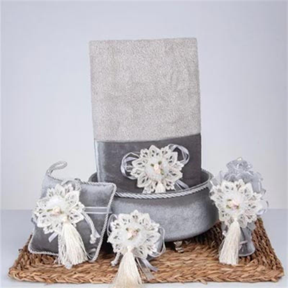 Sweet Havlu Sepet,Süslü Sabun + Şişe + Lavanta Hediyelik Kutulu 5 Parça Set Gri