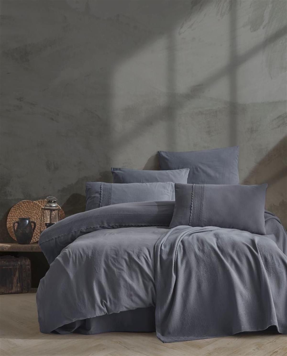 İyi Geceler İstanbul Çift Kişilik Nevresimli Pike Seti Flokstone Antrasit