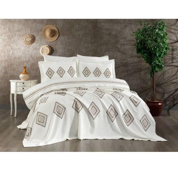 Nazik Home Karo Nakışlı Çift Kişilik Nevresimli Pike Takımı 7 Parça Krem-Vizon