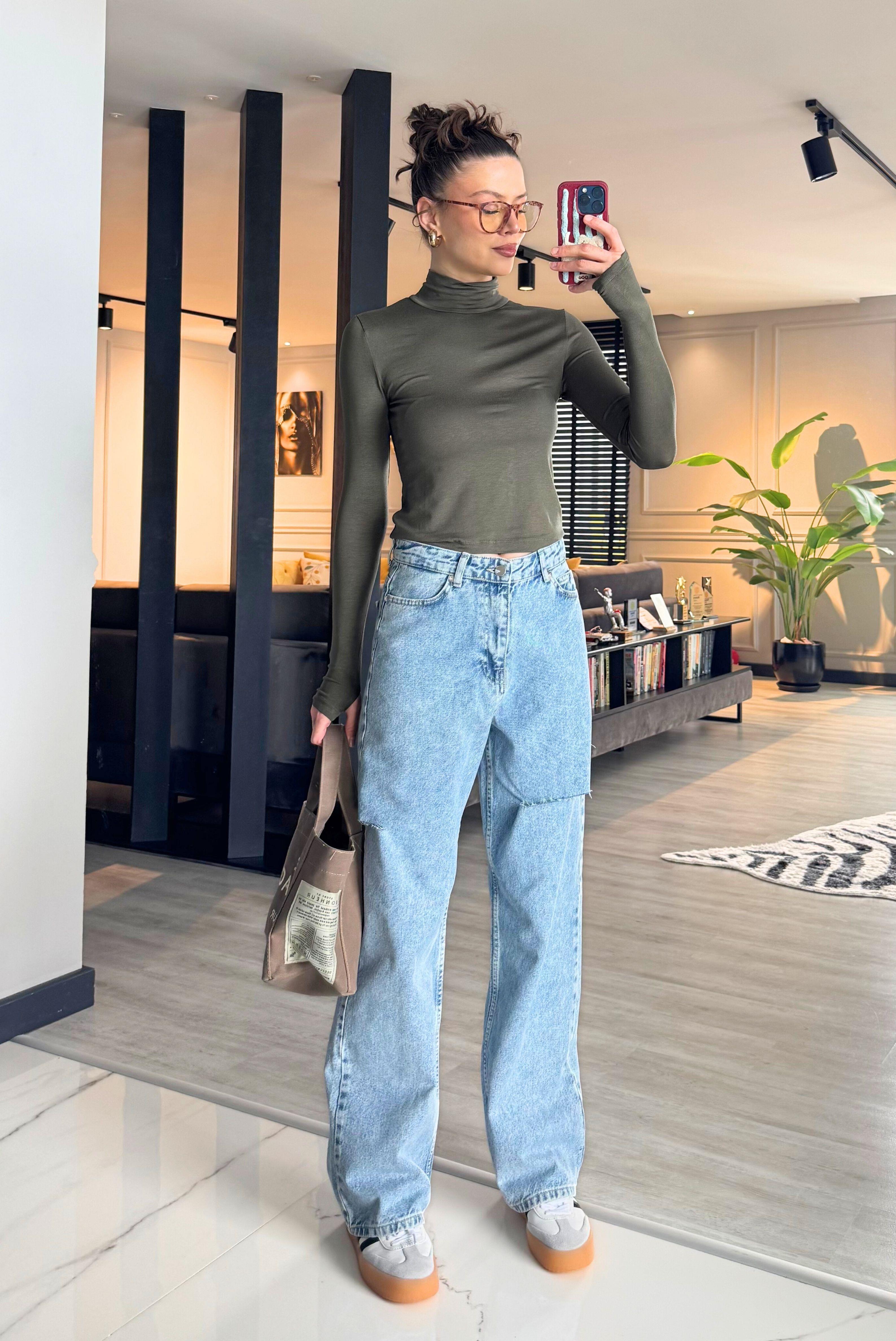QUZU KESİK DETAYLI BOL PAÇA JEAN