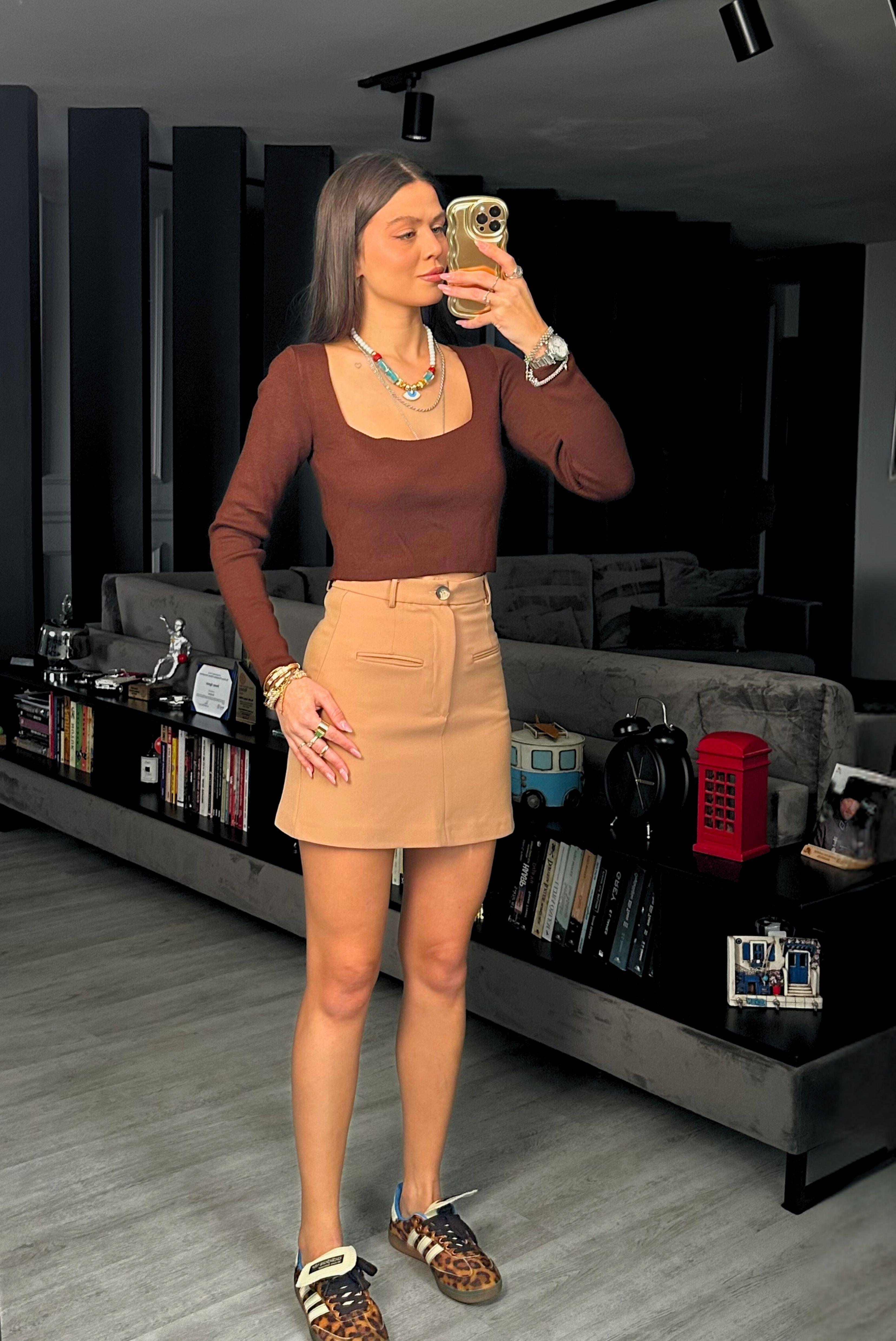 VALEZ KEMER DETAYLI MİNİ ETEK
