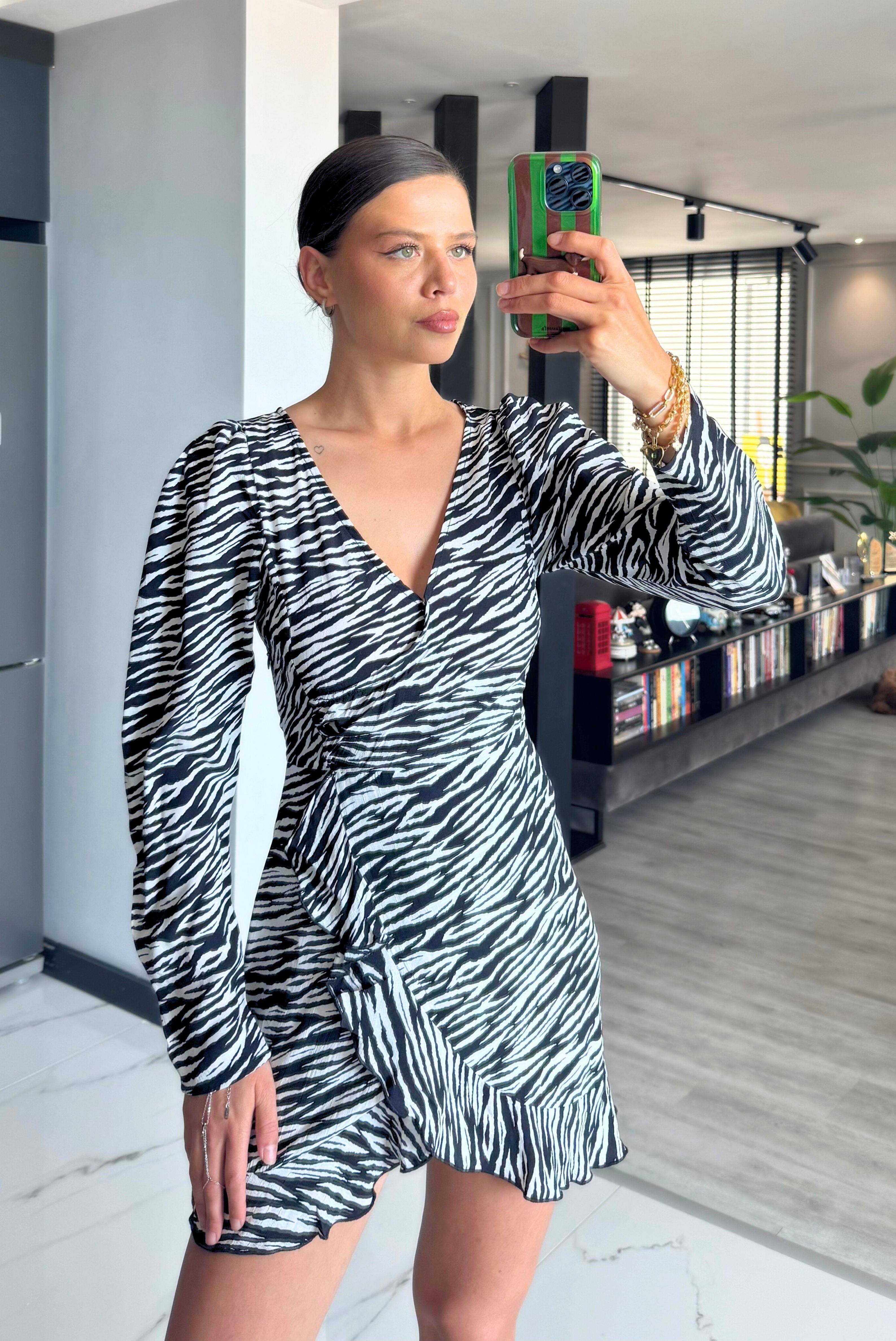 ZEBRA DESENLİ MİNİ ELBİSE