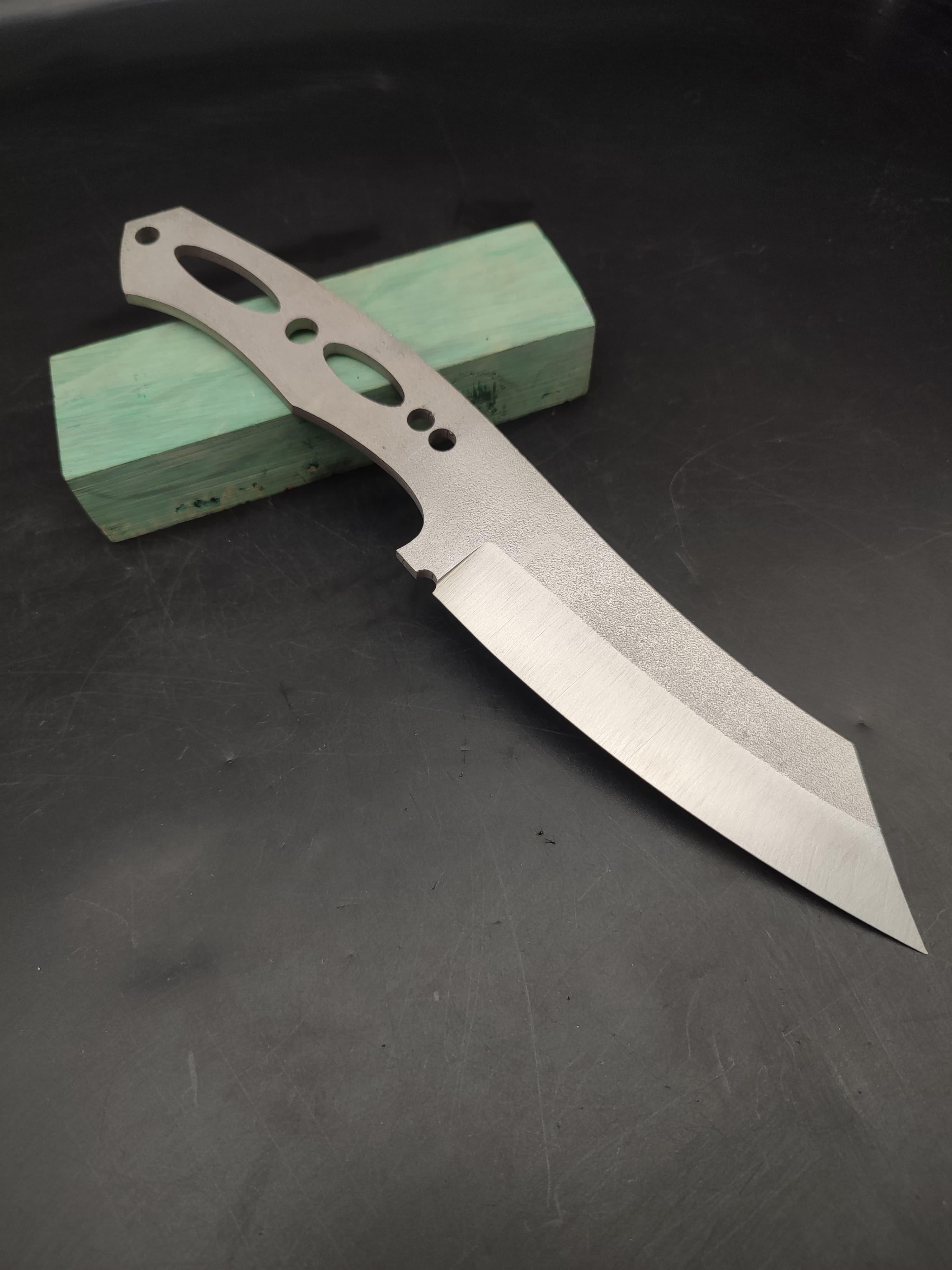 Böhler N690 Sulu Bıçak Profili 62