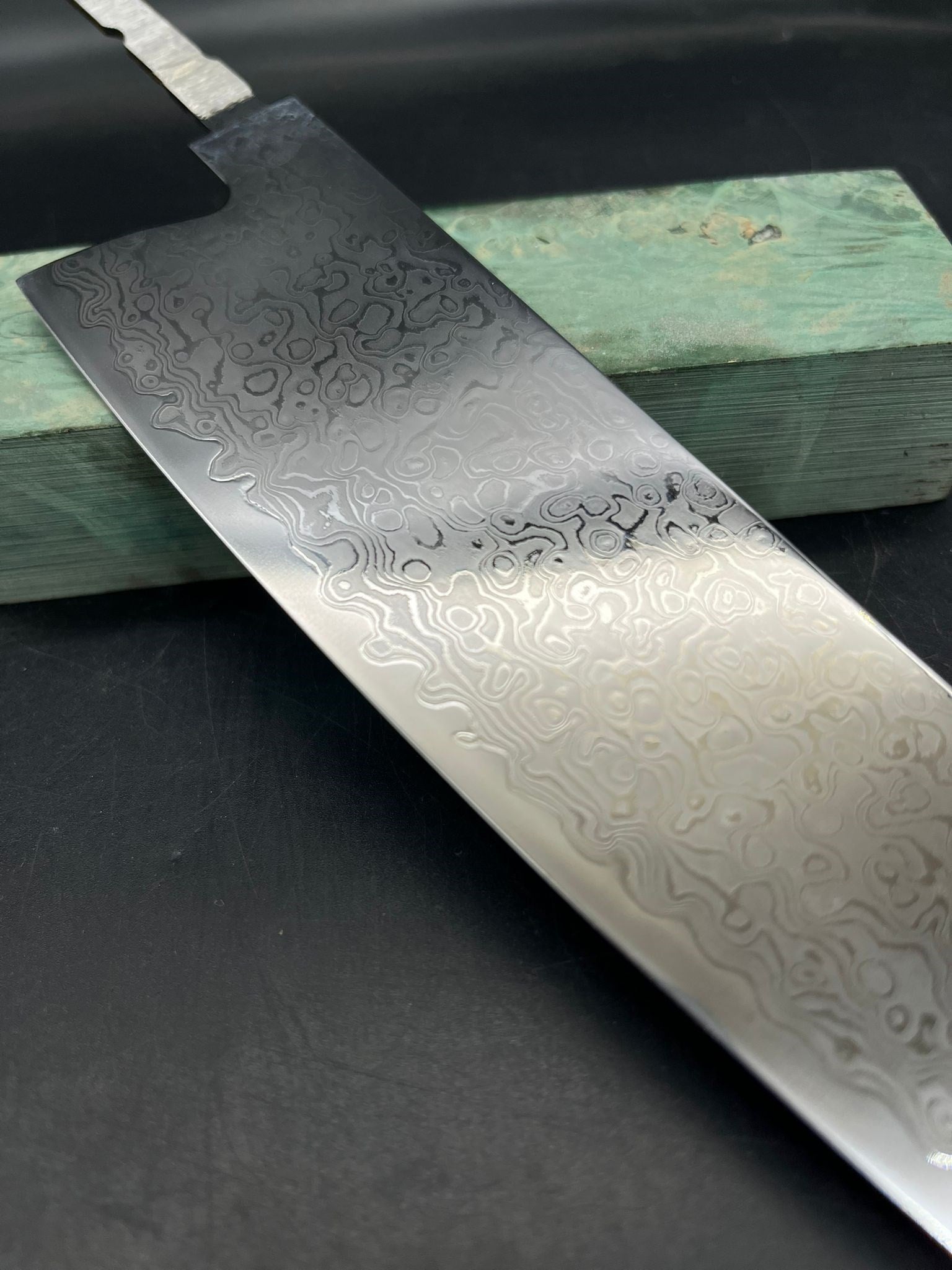 Damaskus Tombul Uzun Kiritsuke Bıçak Profili