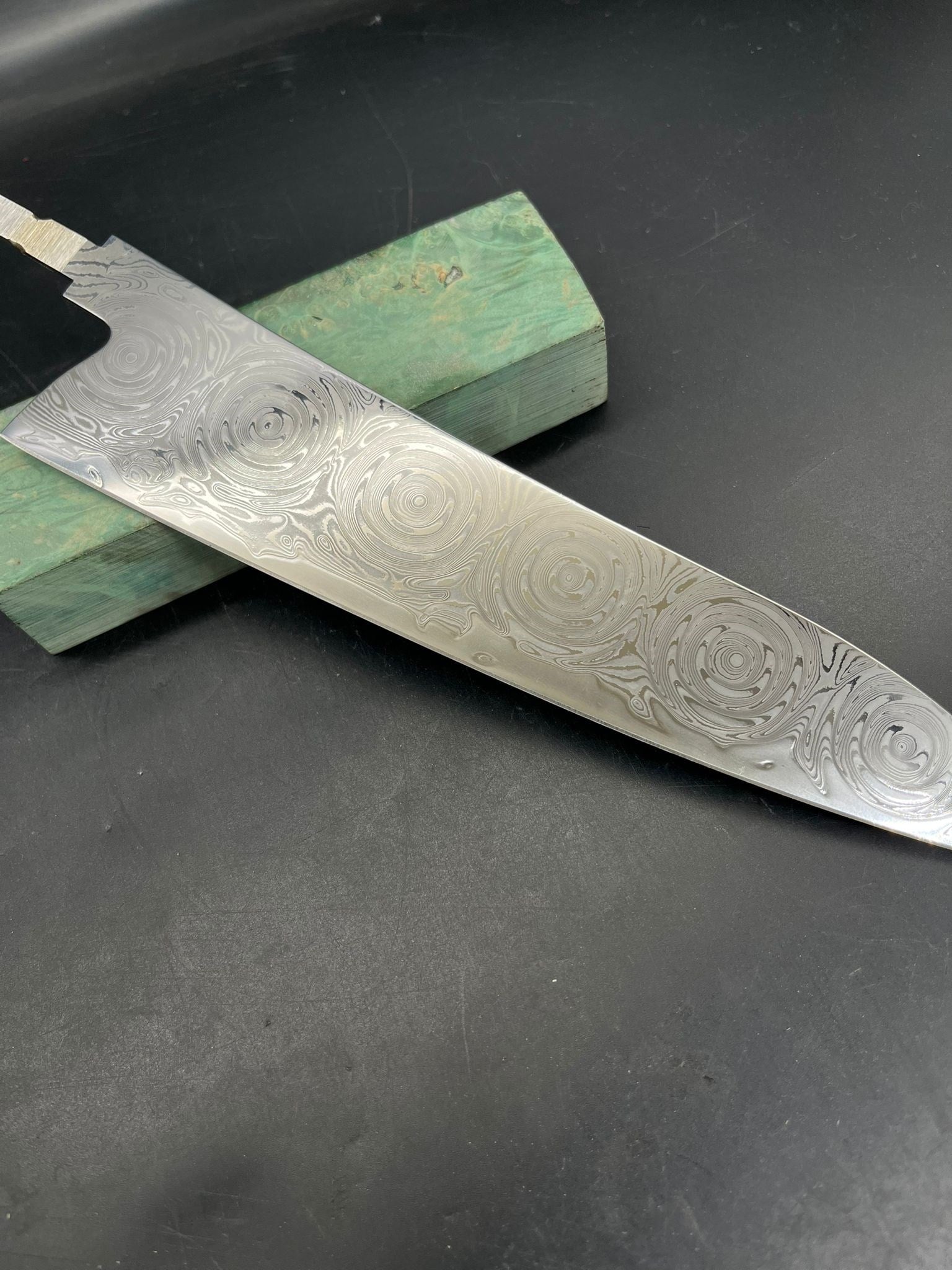 Damaskus Vortex Tek Yanigaba Bıçak Profili