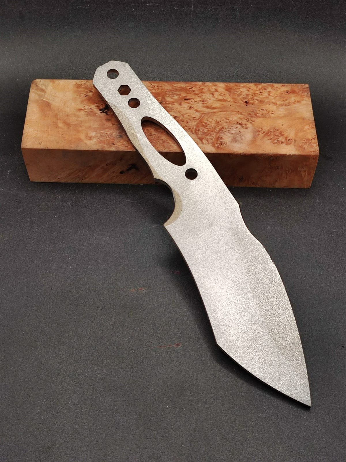 EDC MODEL 19