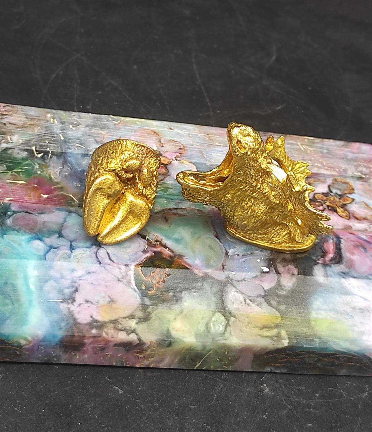 Figürlü Başlık-9