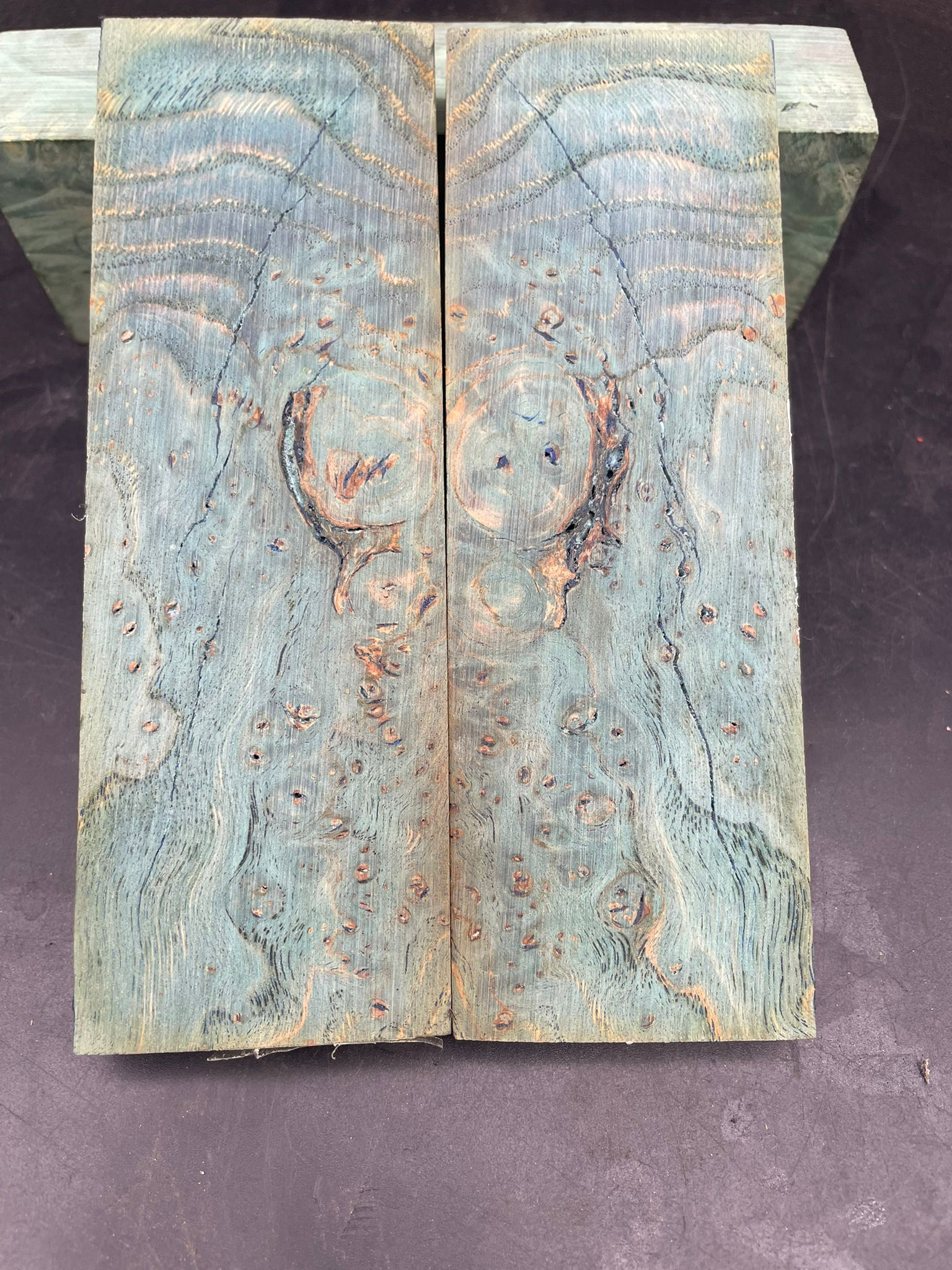 Stabilize Kızıl Ağaç Kabze 61