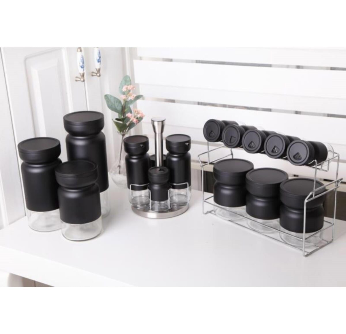 Gönül 17 Parça Siyah Renk Cam Metal Baharat Takımı VBL-2120GönülBaharatlık