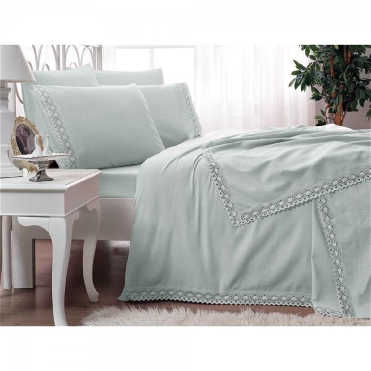 Taç Kopenakili Frozen Çift Kişilk Pike Takımı Mint 60150302TaçÇift Kişilik Pike Takımı