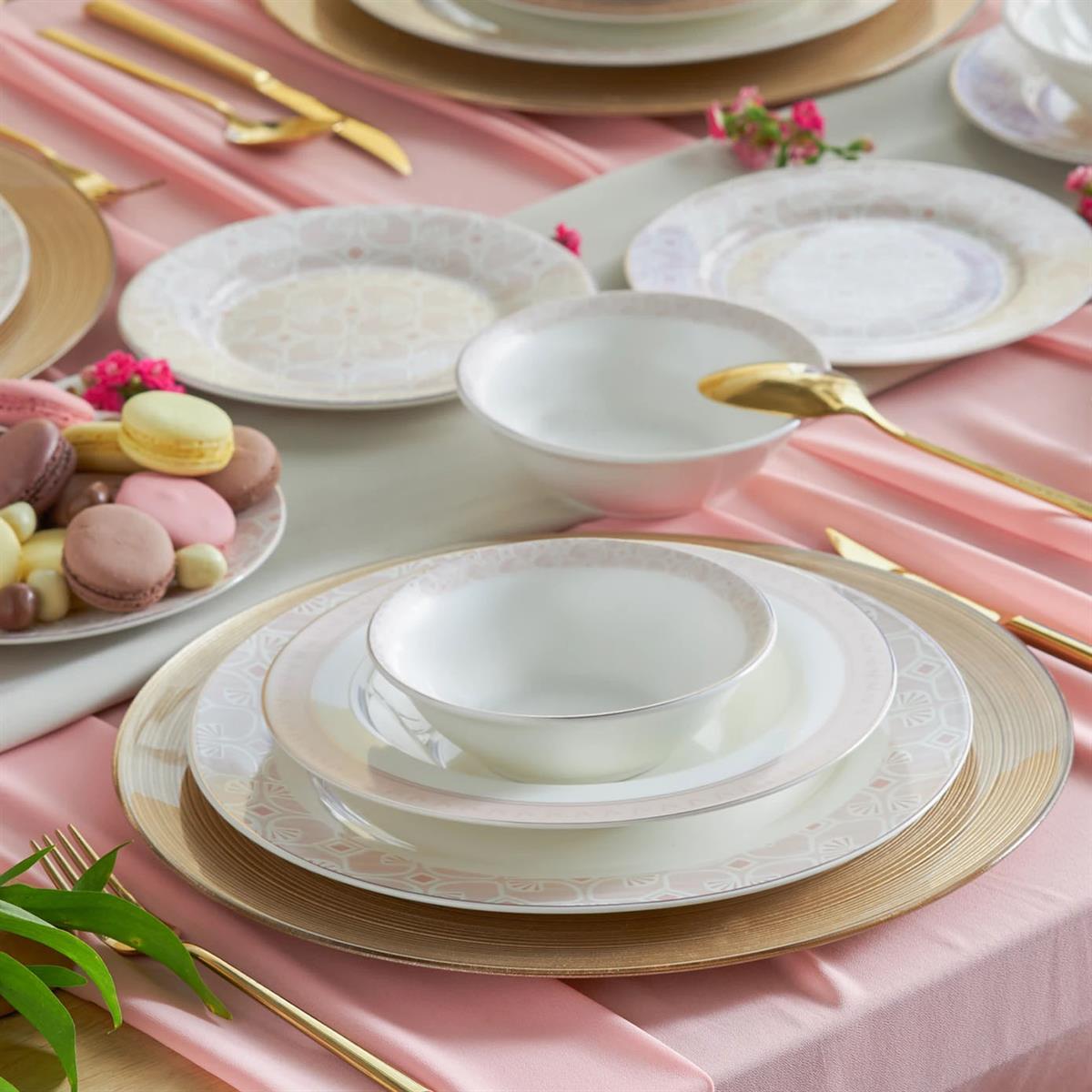 Karaca South Design 24 Parça 6 Kişilik Yemek TakımıKaraca12 Kişilik Yemek Takımı