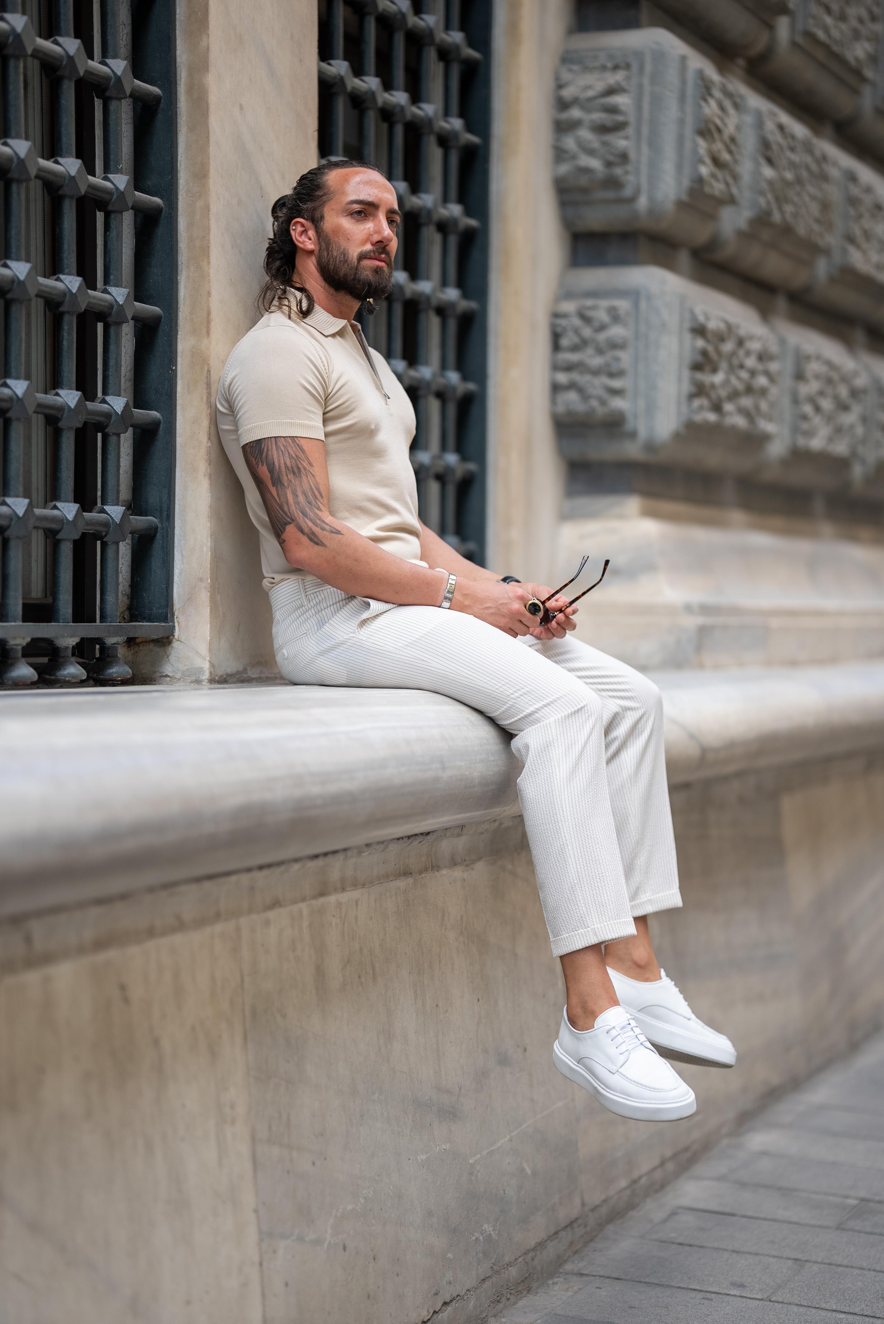 Düz Slim Fit Fermuarlı Pola Yaka Erkek Triko Tişört Bej ürünü ÜST GİYİM kategorisinde sizleri bekliyor.