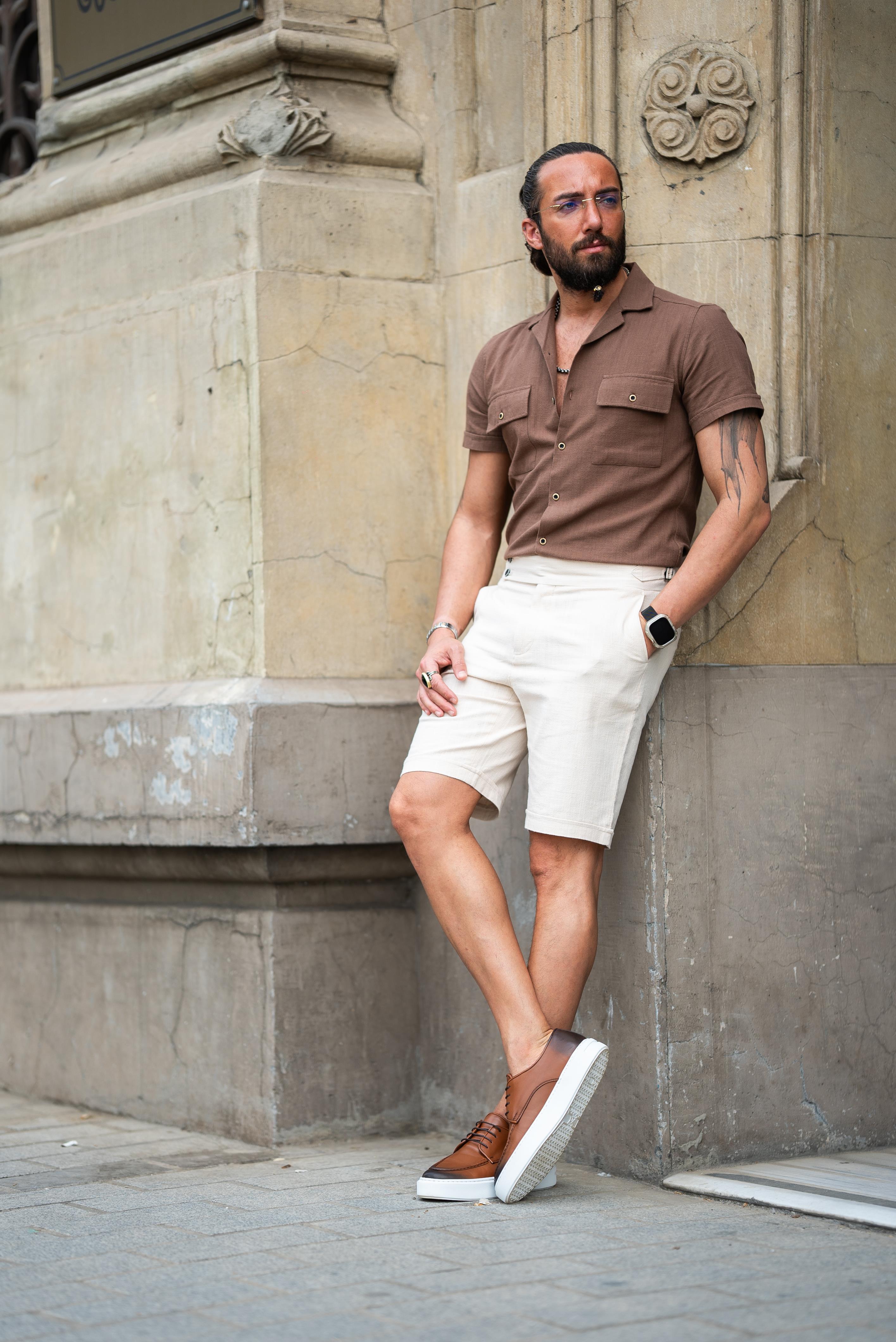 Düz Süper Slim Fit Kemerli Erkek Keten Şort Bej ürünü KUMAŞ PANTOLON kategorisinde sizleri bekliyor.