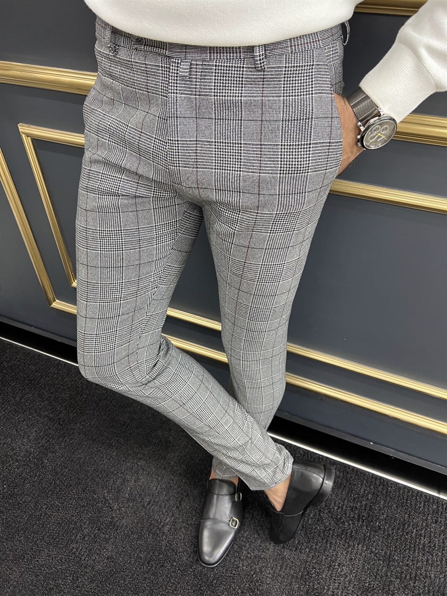 Ekose Desenli Slim Fit Pantolon ürünü ALT GİYİM kategorisinde sizleri bekliyor.