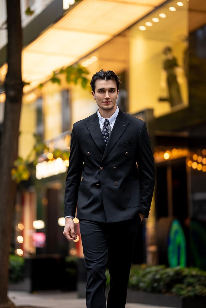 Kırlangıç Yaka Ceket ürünü DIŞ GİYİM kategorisinde sizleri bekliyor.