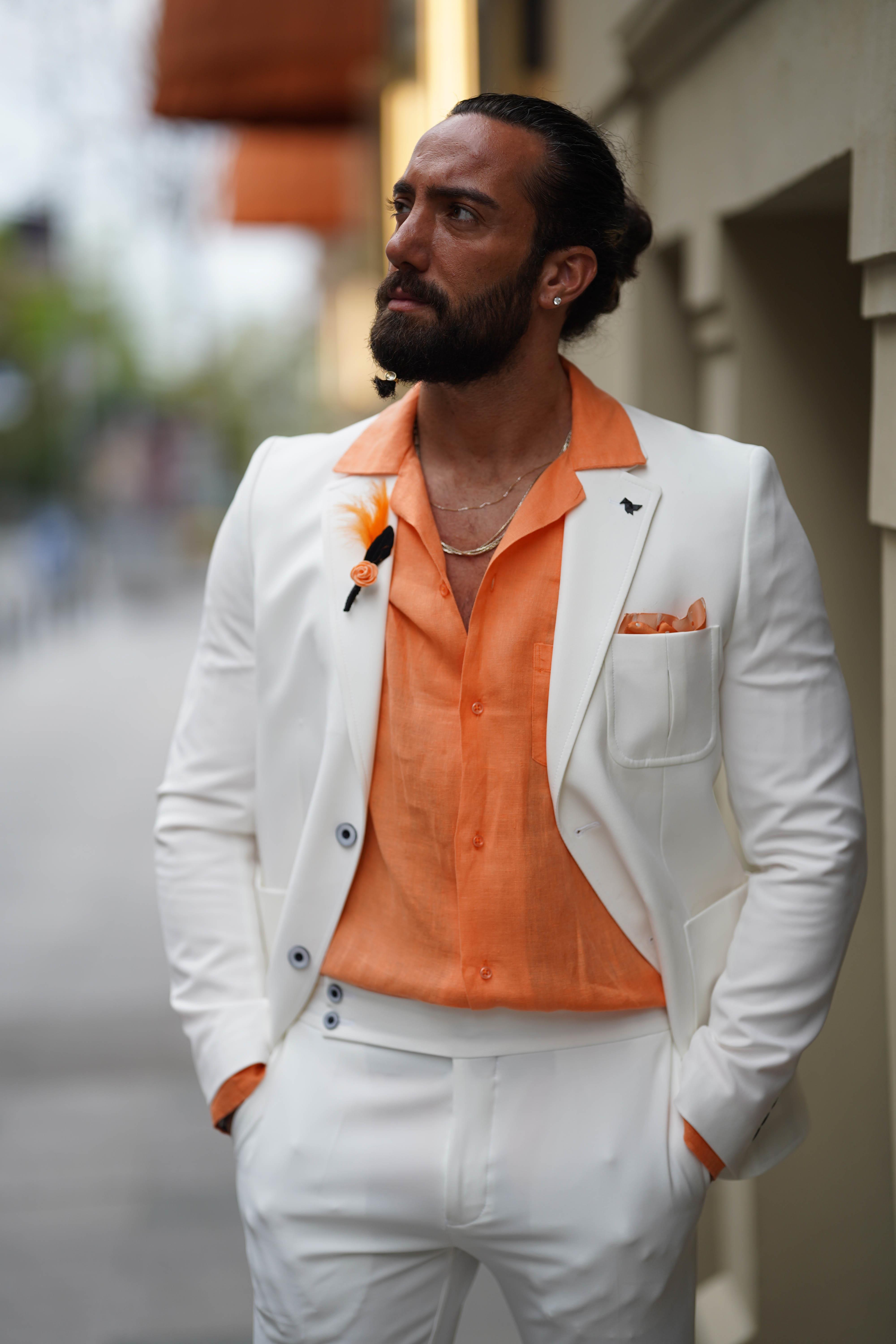 Mono Yaka Torba Cep Slim Fit Takım Elbise ürünü TAKIM ELBİSE kategorisinde sizleri bekliyor.