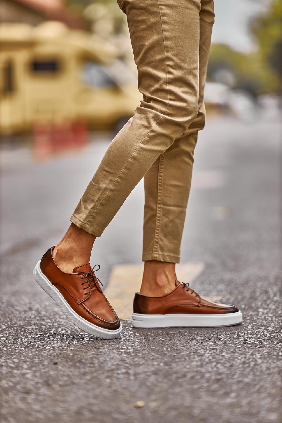 Özel Tasarım Bağcıklı Casual Ayakkabı Taba ürünü YENİ SEZON kategorisinde sizleri bekliyor.