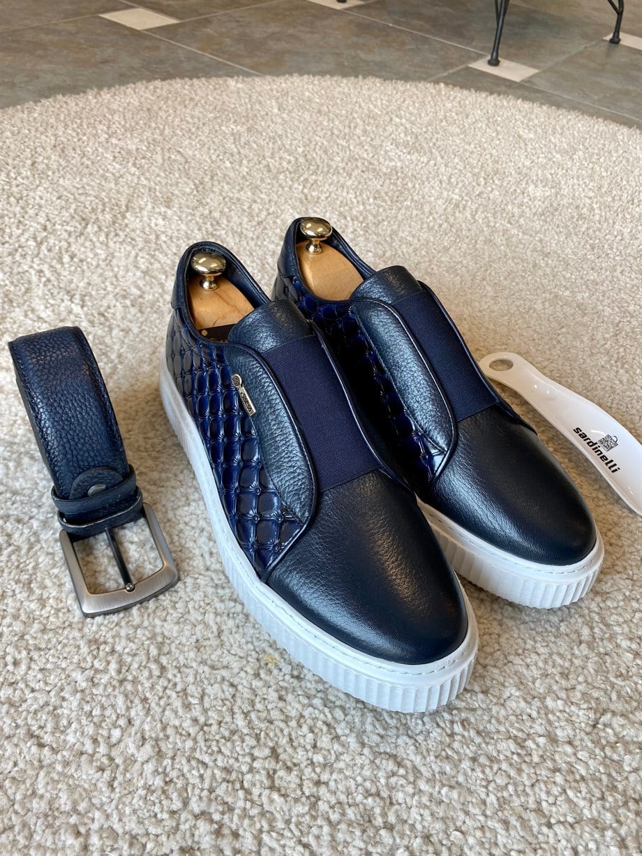 Özel Tasarım Floater Deri Sneakers ürünü YENİ SEZON kategorisinde sizleri bekliyor.