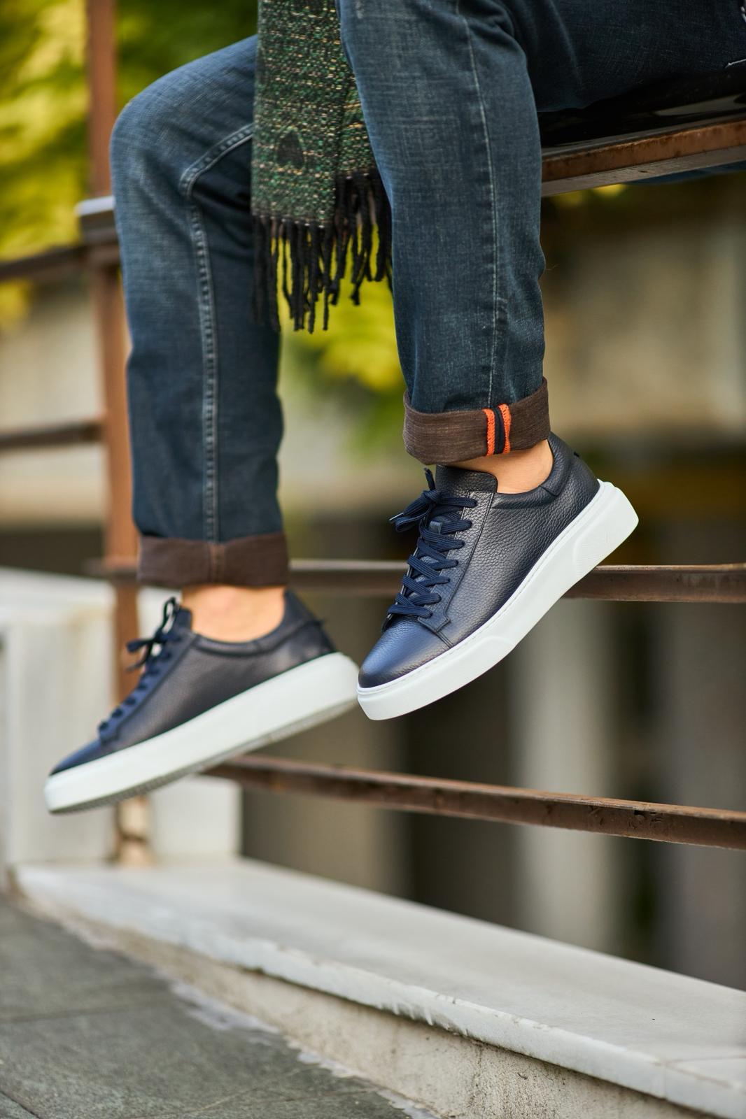 ÖZEL TASARIM HAVUZ TABAN DERİ SNEAKERS AYAKKABI ürünü SNEAKERS kategorisinde sizleri bekliyor.