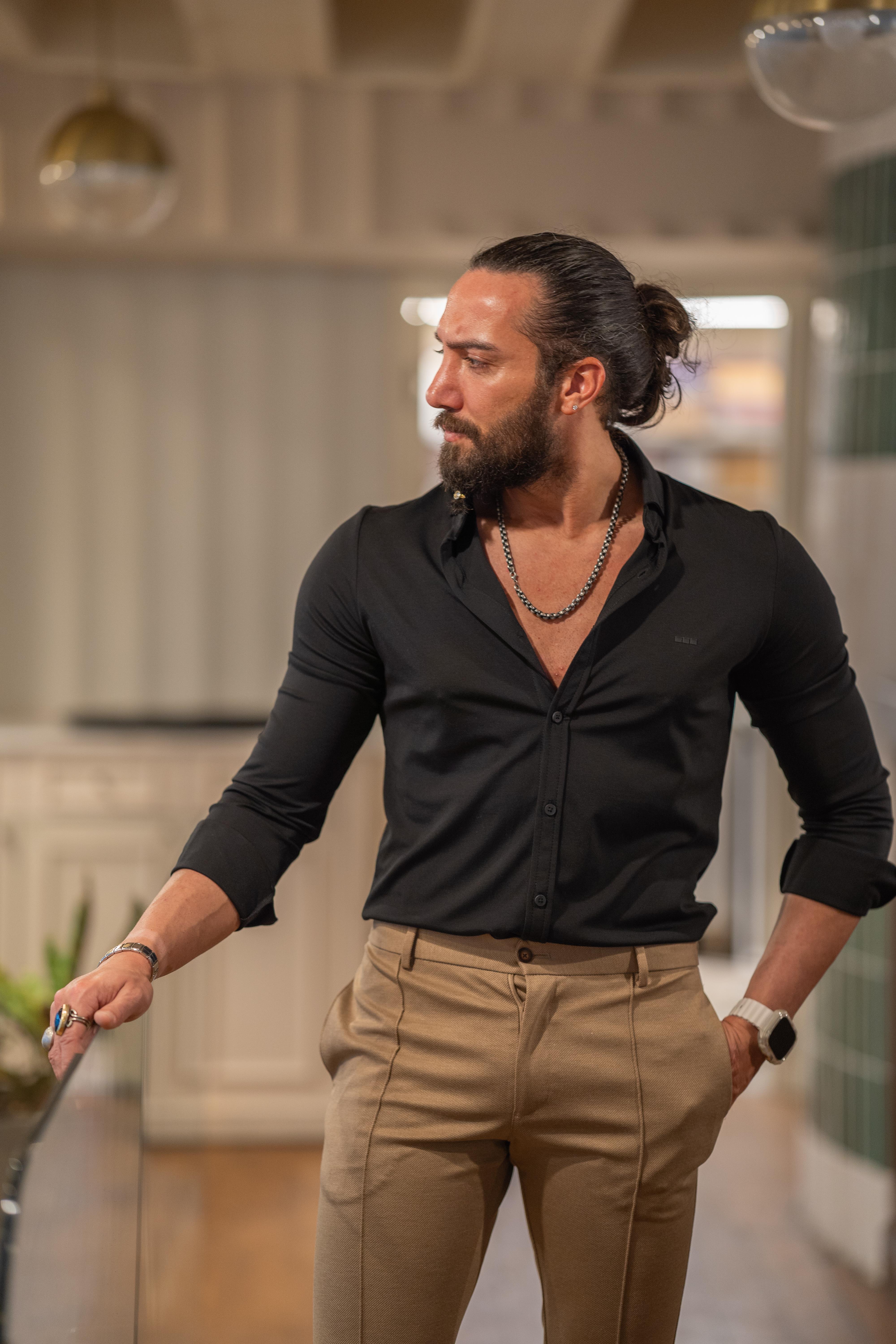 Slim Fit Likralı Uzun Kollu Gömlek ürünü ÜST GİYİM kategorisinde sizleri bekliyor.