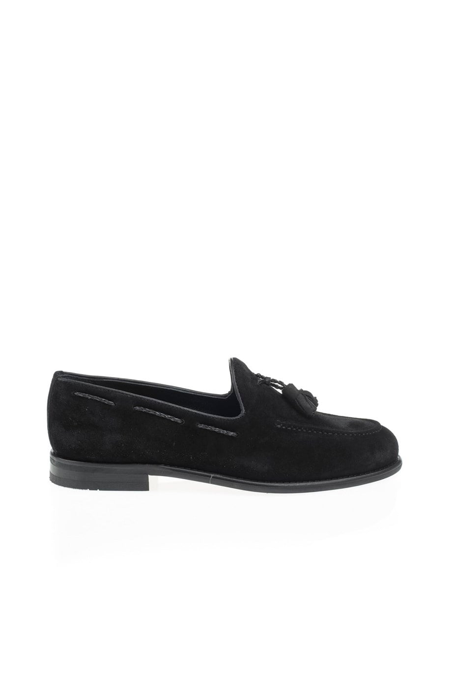 Süet Loafer Ayakkabı ürünü YENİ SEZON kategorisinde sizleri bekliyor.
