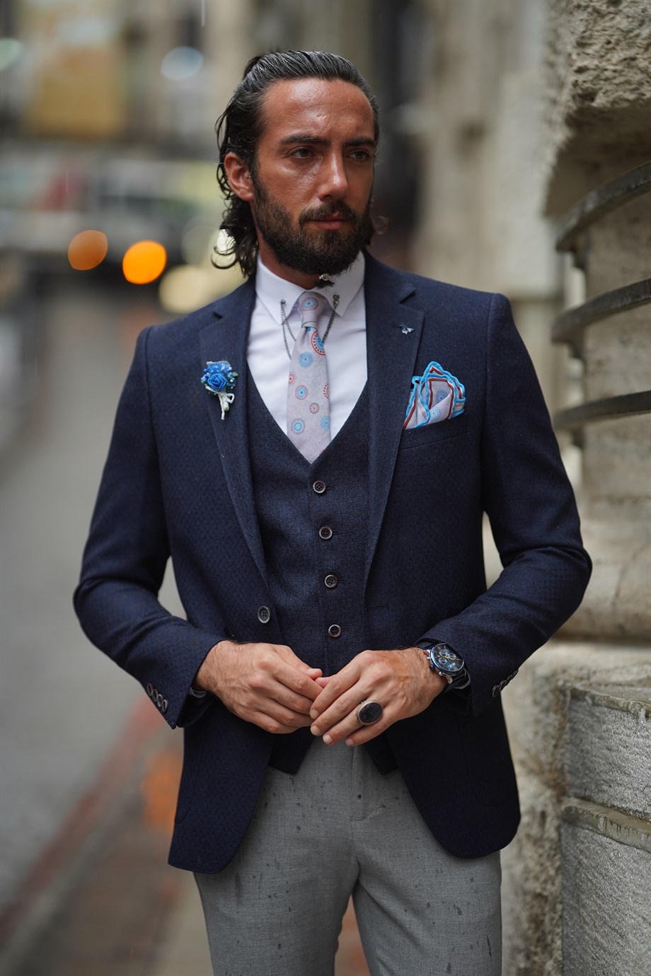 Slim Fit Detailed Pocket Jacket ürünü OUTERWEAR kategorisinde sizleri bekliyor.