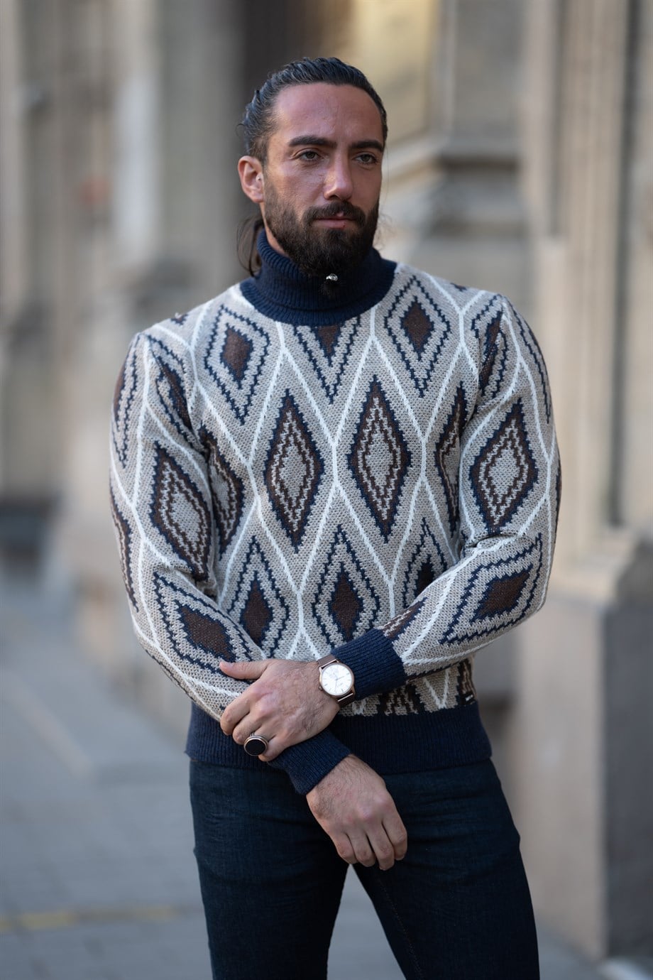Patterned Sweater ürünü TOP CLOTHING kategorisinde sizleri bekliyor.