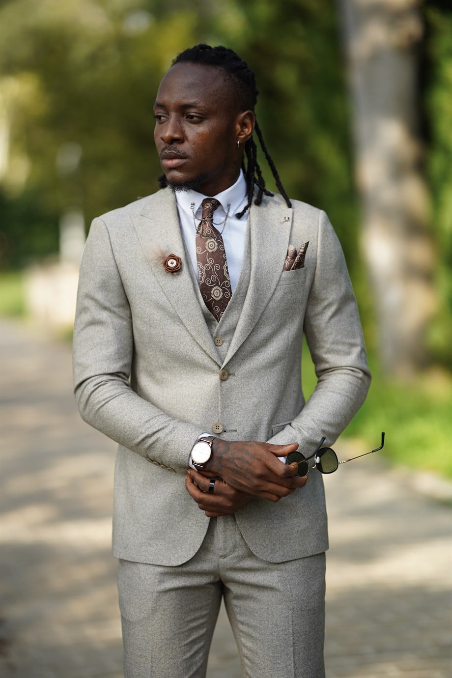 Woven Pattern Detailed Slim Fit Suit ürünü SUIT kategorisinde sizleri bekliyor.