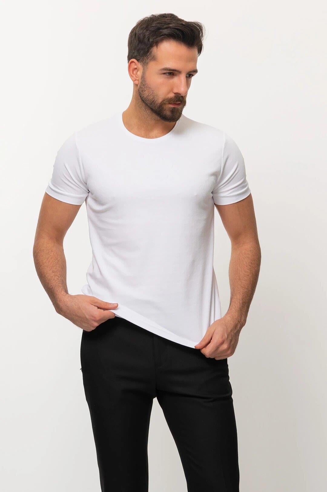 Düz Slim Fit Bisiklet Yaka Basık Erkek T.shirt ürünü ÜST GİYİM kategorisinde sizleri bekliyor.