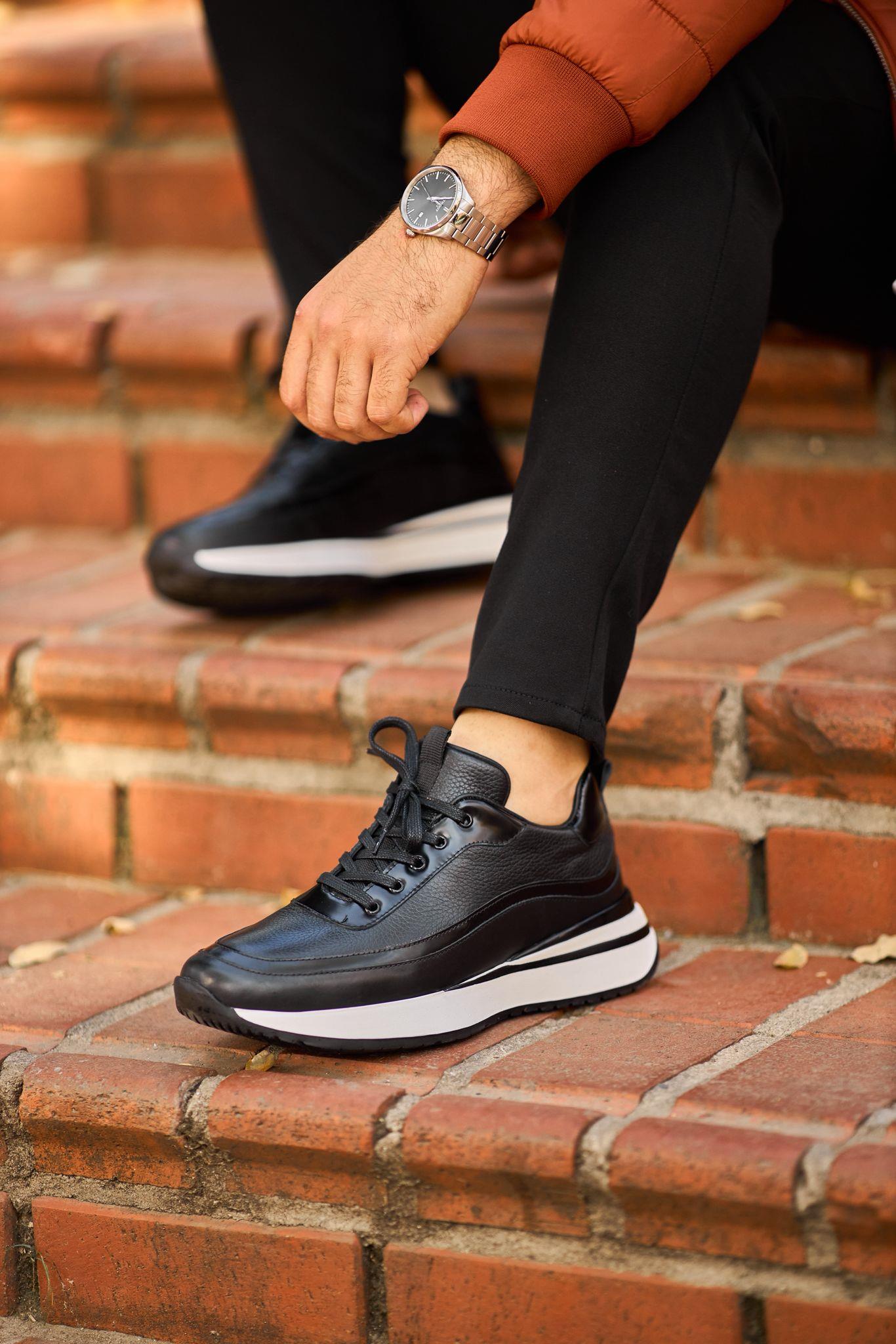 Men's Sports Shoe Model ürünü CASUAL kategorisinde sizleri bekliyor.