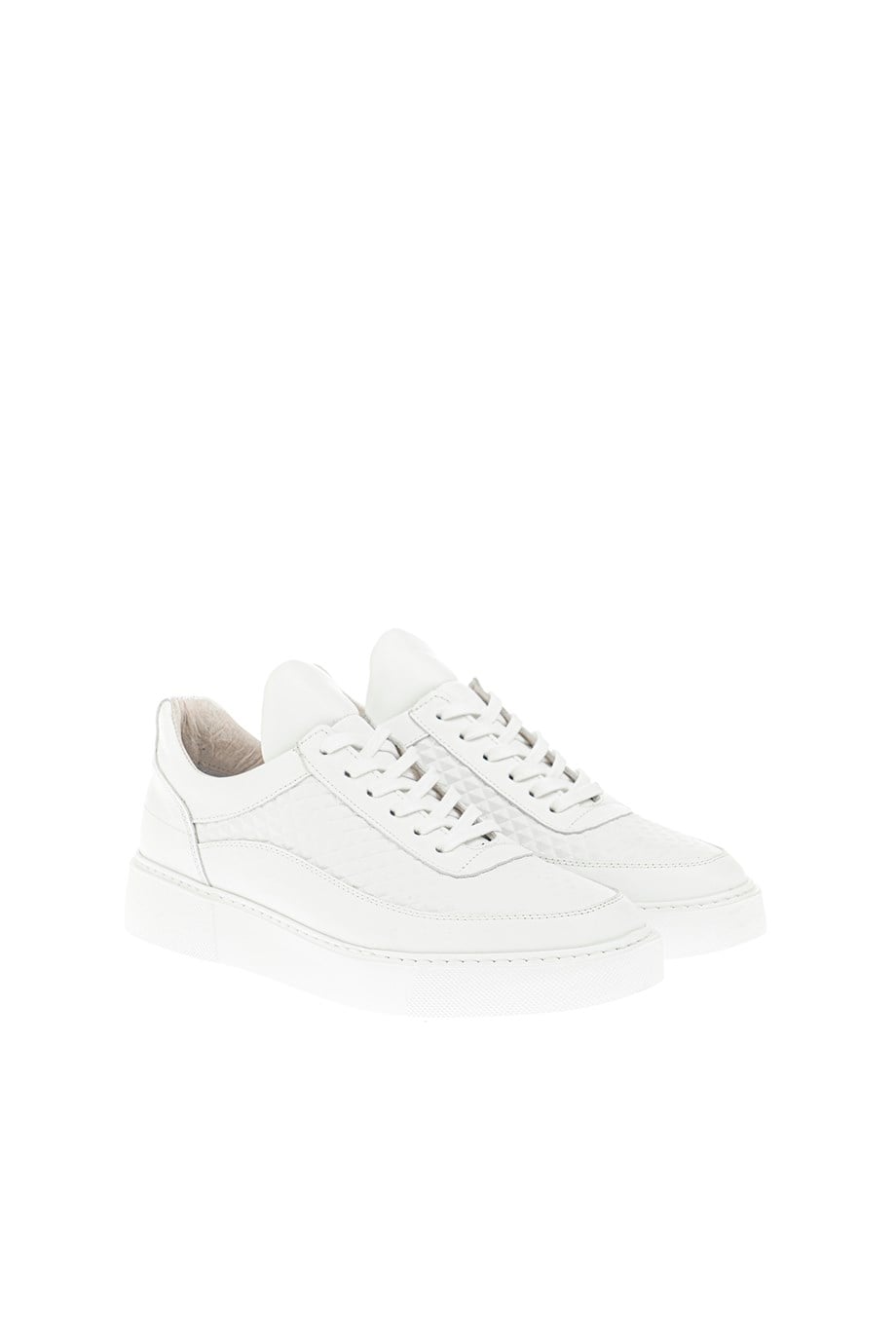 Eva Taban Hakiki Deri Sneakers ürünü NEW SEASON kategorisinde sizleri bekliyor.