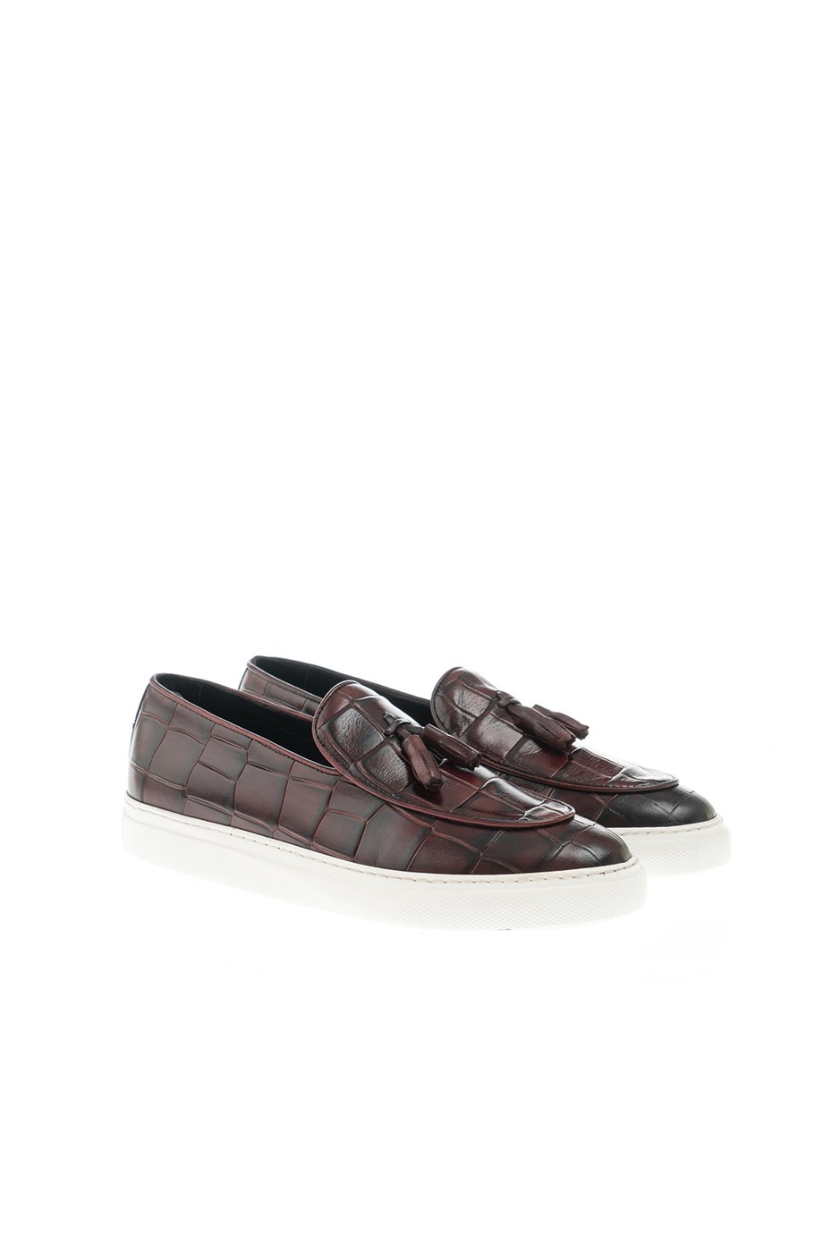 Eva Taban Püsküllü Kroko Deri Sneakers ürünü NEW SEASON kategorisinde sizleri bekliyor.