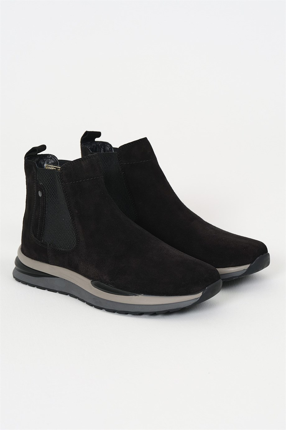 Kauçuk Taban Termal Bot ürünü BOOTS kategorisinde sizleri bekliyor.