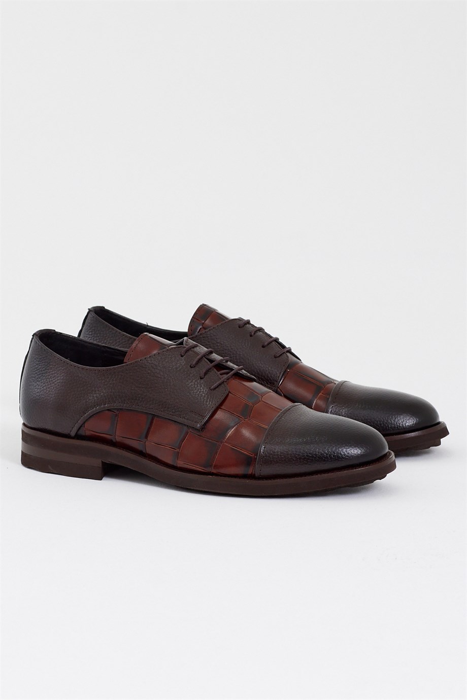 Crocodile Detailed Eva Sole Casual Shoes ürünü CASUAL kategorisinde sizleri bekliyor.