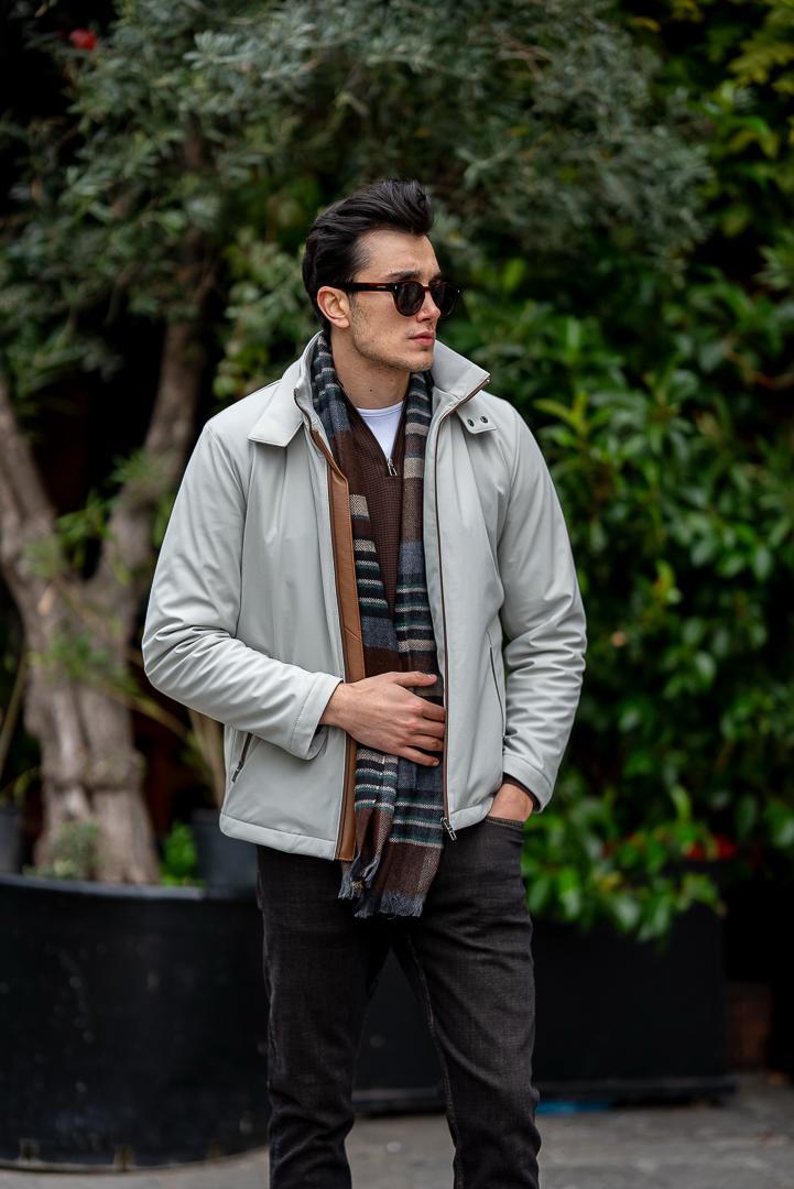 coat ürünü OUTERWEAR kategorisinde sizleri bekliyor.